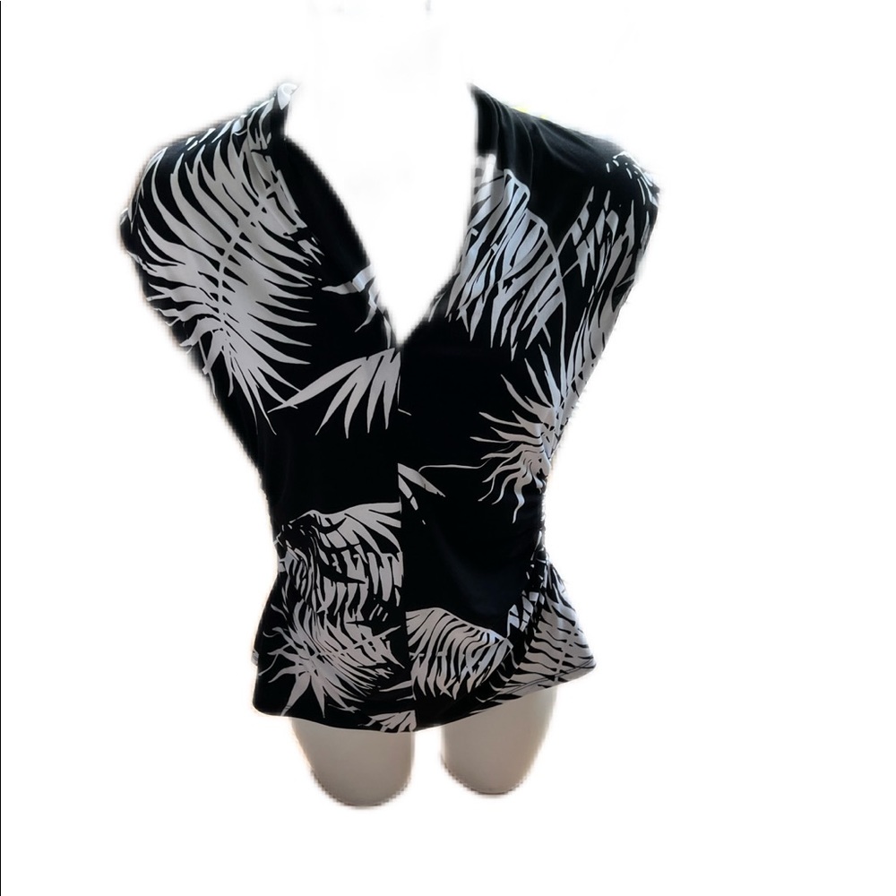 Top- Vince Camuto Top